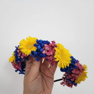קשת פרחים צבעונית לראש